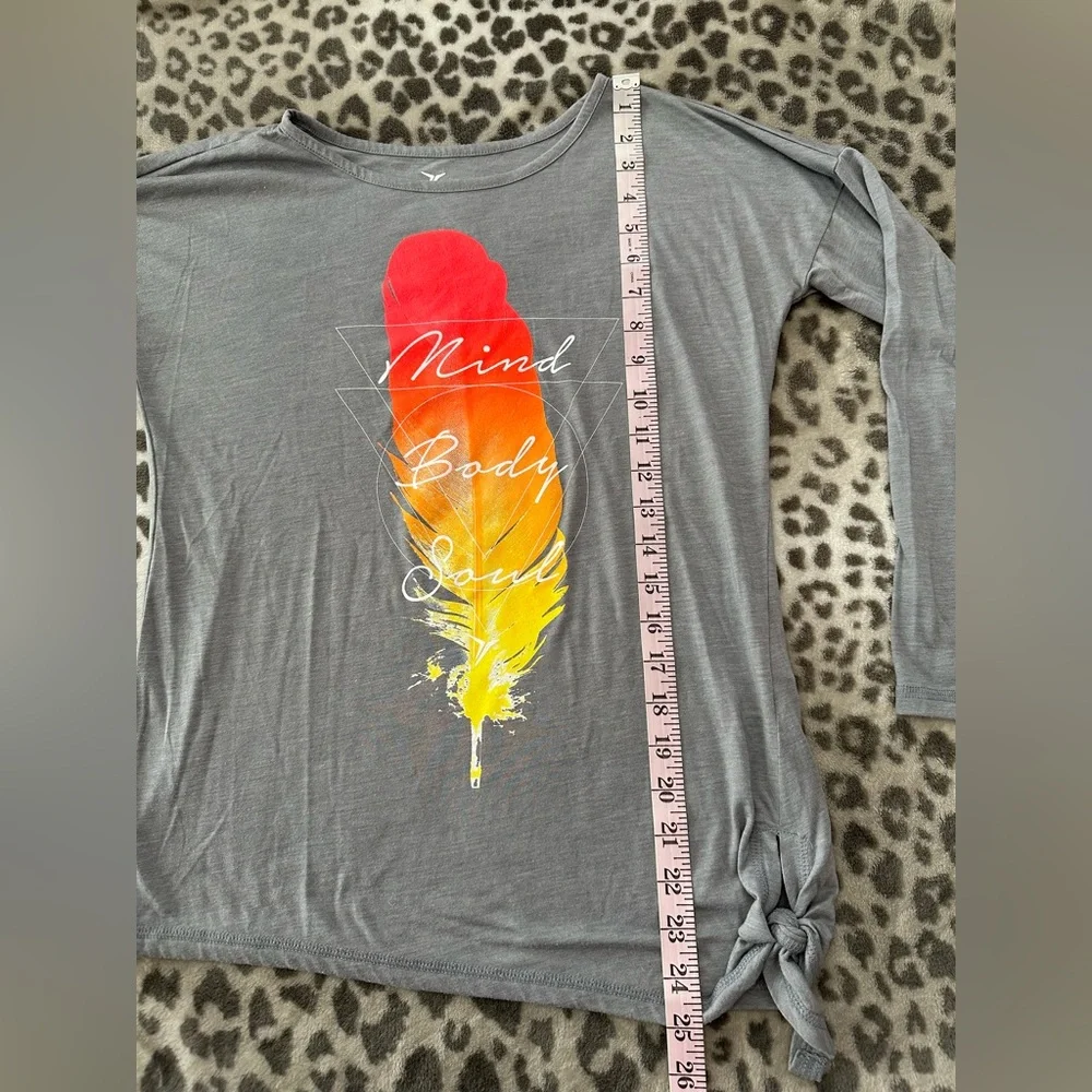 Old Navy Active Go Dry Long Sleeve Studio Graphic T-shirt in Gray Size XL 14